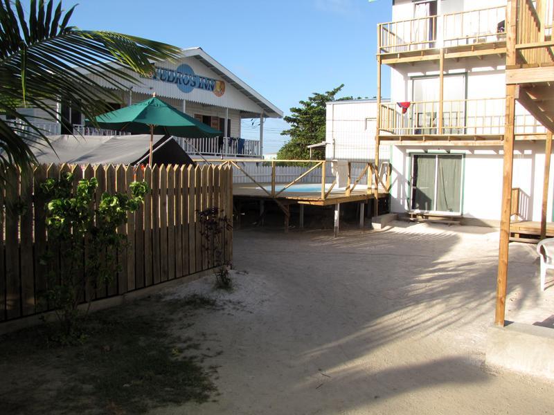 Pedro'S Hotel & Inn San Pedro  Eksteriør bilde